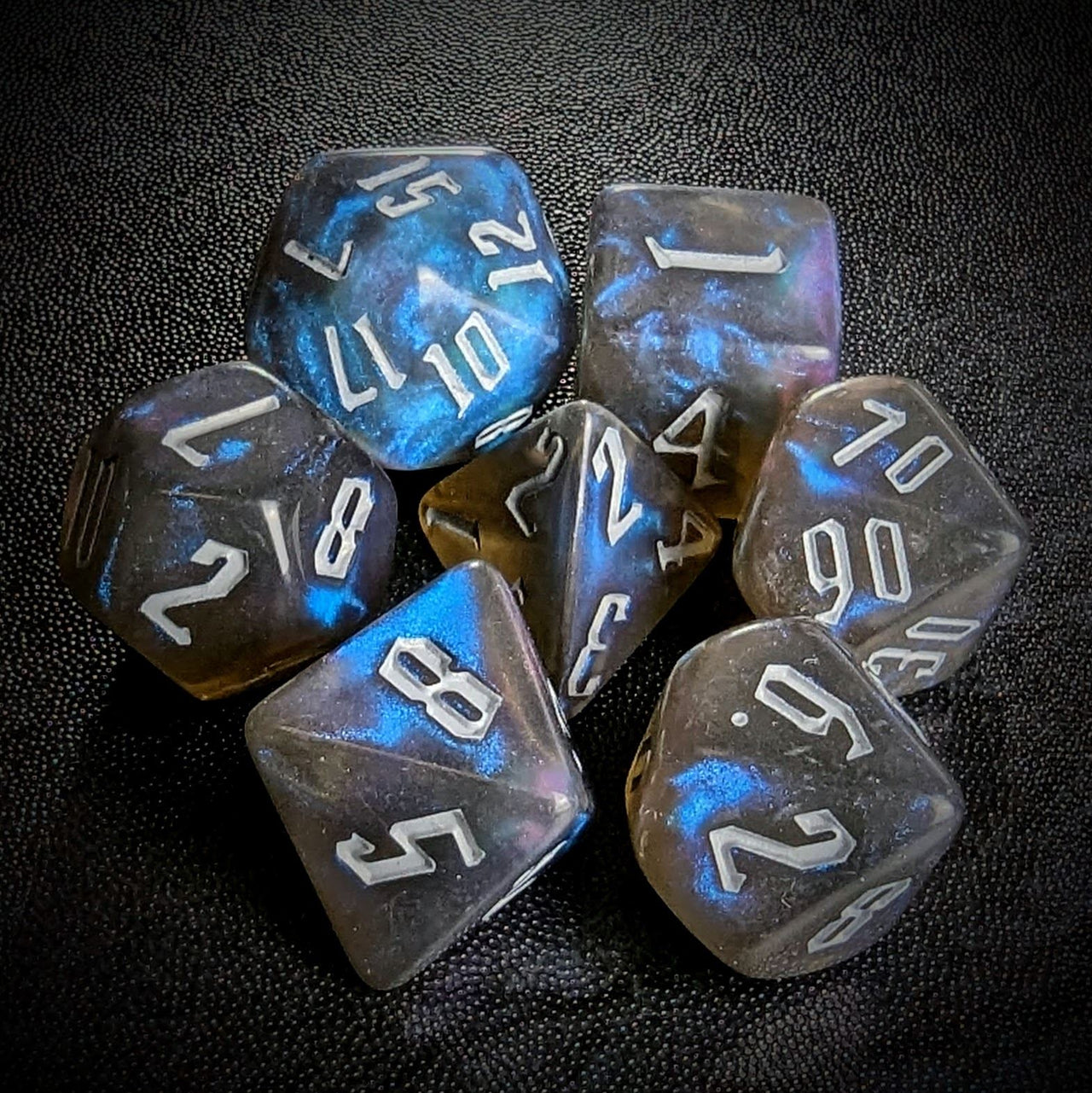Glitter in Black & Blue Acrylic - 7pcs RPG Full Dice Set