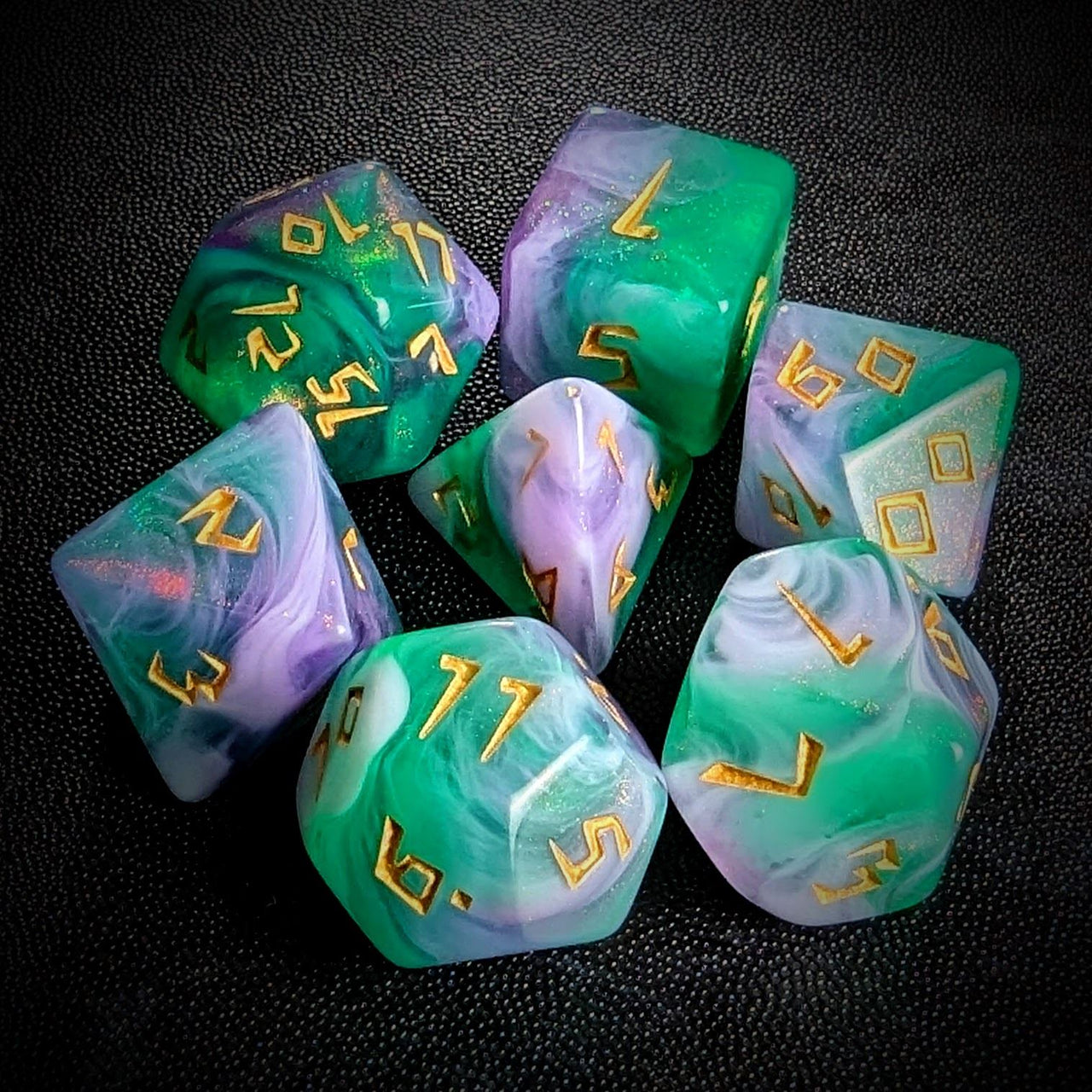 Glitter in Green & Purple Acrylic - 7pcs RPG Full Dice Set Top