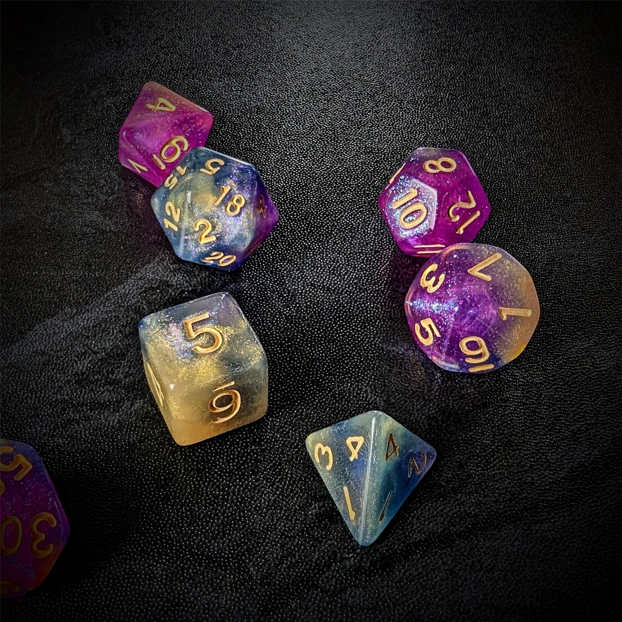 Glitter in Purple & Blue Acrylic - 7pcs RPG Full Dice Set Scatter