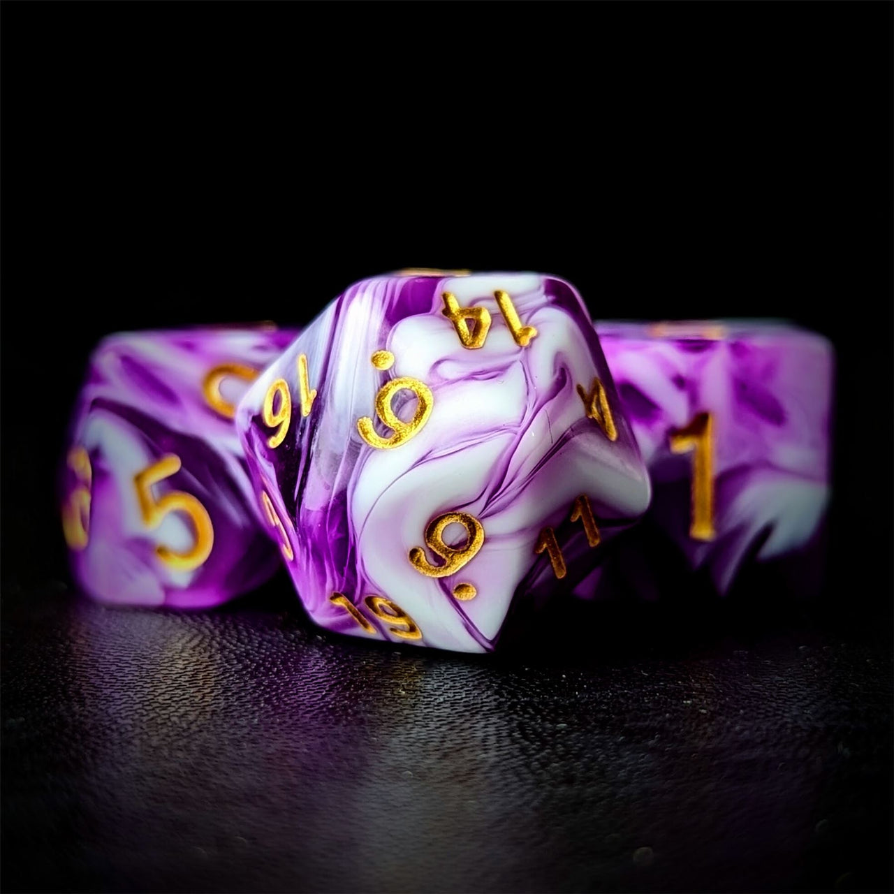 Blend of Purple & White Acrylic - 7pcs RPG Full Dice Set Close