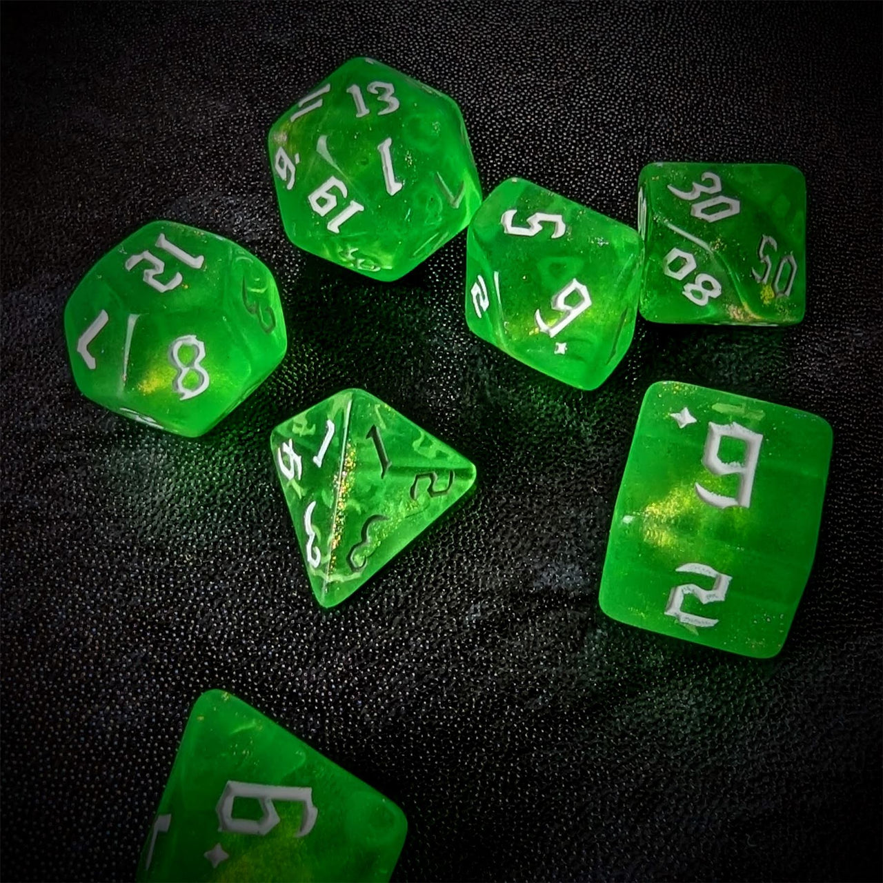 Glitter in Green Acrylic - 7pcs RPG Full Dice Set Scatter