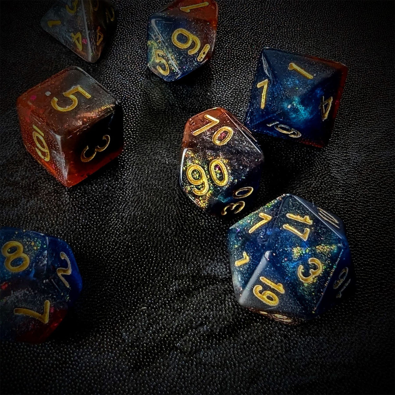 Glitter in Red & Blue Acrylic - 7pcs RPG Full Dice Set Scatter