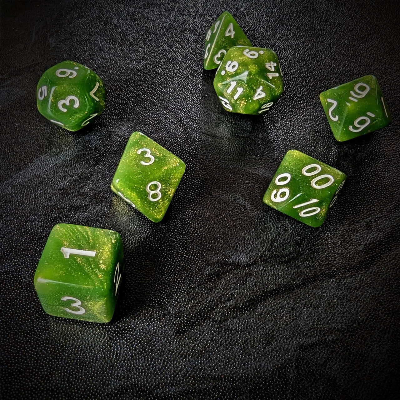 Glitter in Green Acrylic - 7pcs RPG Full Dice Set Scatter