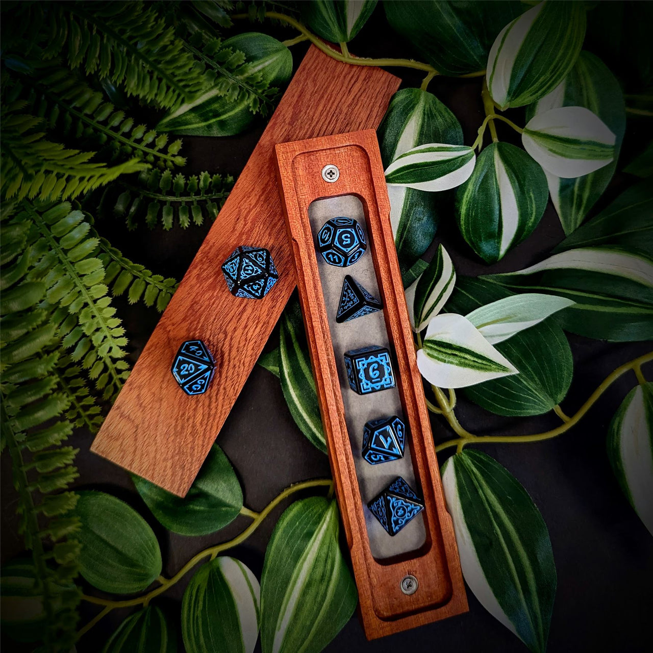 Blue Vines on Black Acrylic - 7pcs RPG Full Dice Set Box Setup