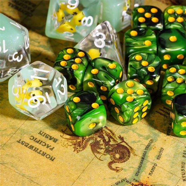 12mm Black & Green Acrylic - 10pcs D6 RPG Dice Set