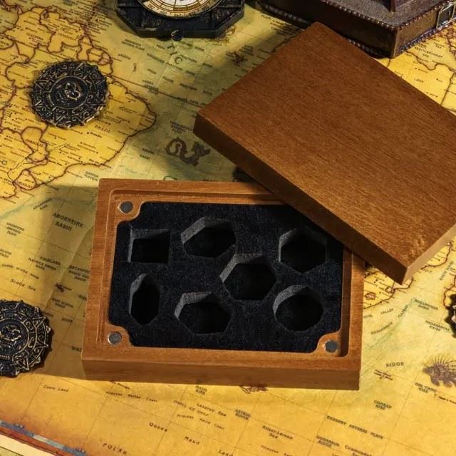 Plain Sapele Wood with 7 Slots -  Magnetic Dice Storage