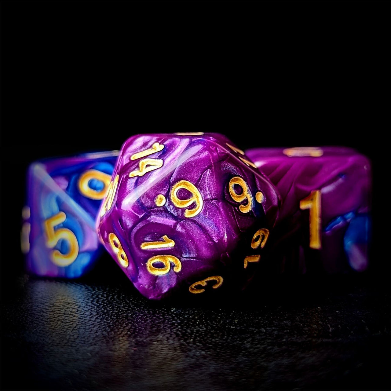 Blend of Purple & Blue Acrylic - 7pcs RPG Full Dice Set Close