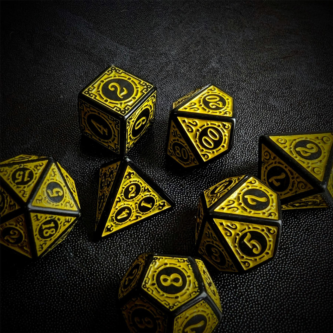 Yellow Lattice on Black Acrylic - 7pcs RPG Full Dice Set Scatter