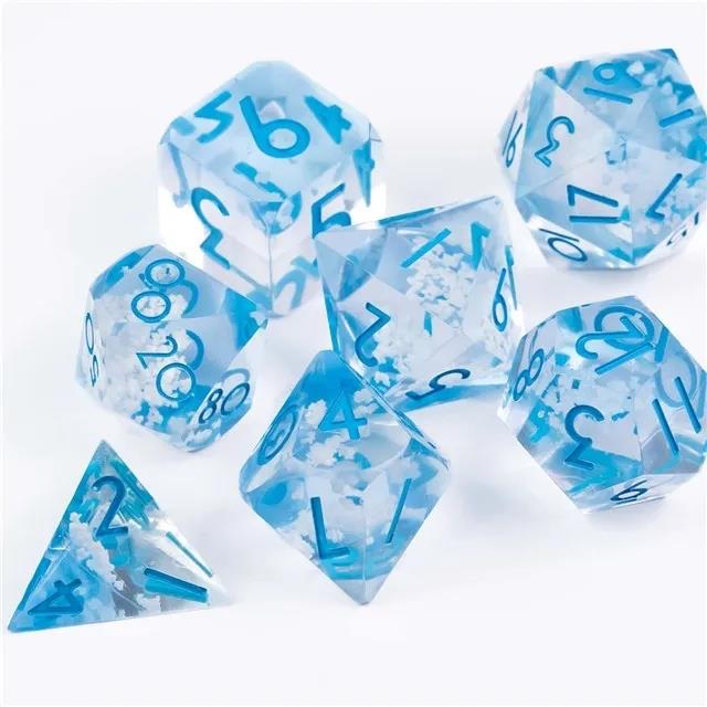 Flower in White Filled Sharp Resin - 7pcs RPG Dice Set