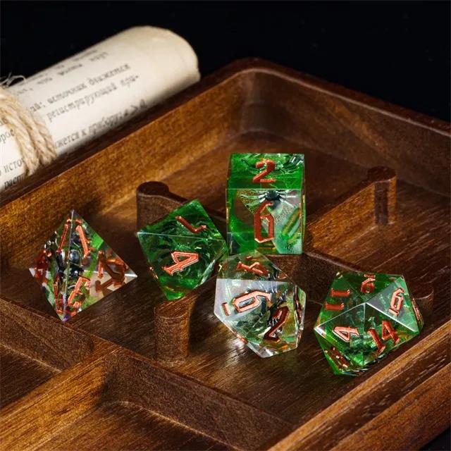 Spider in Clear & Green Filled Sharp Resin - 7pcs RPG Dice Set