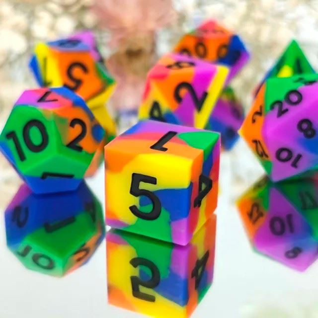 Rainbow Layered Silicone - 7pcs RPG Full Dice Set