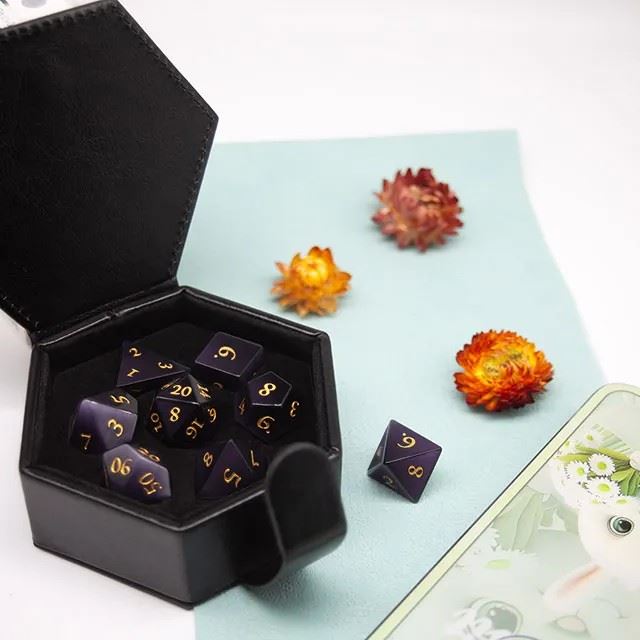 Purple Cat Eye Gemstone - 7pcs RPG Dice Set