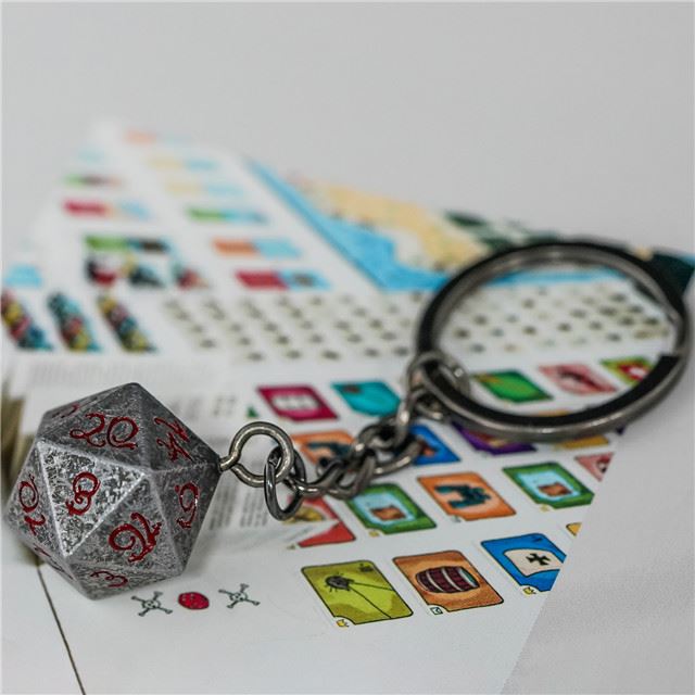 Worn Silver Metal - D20 Keyring