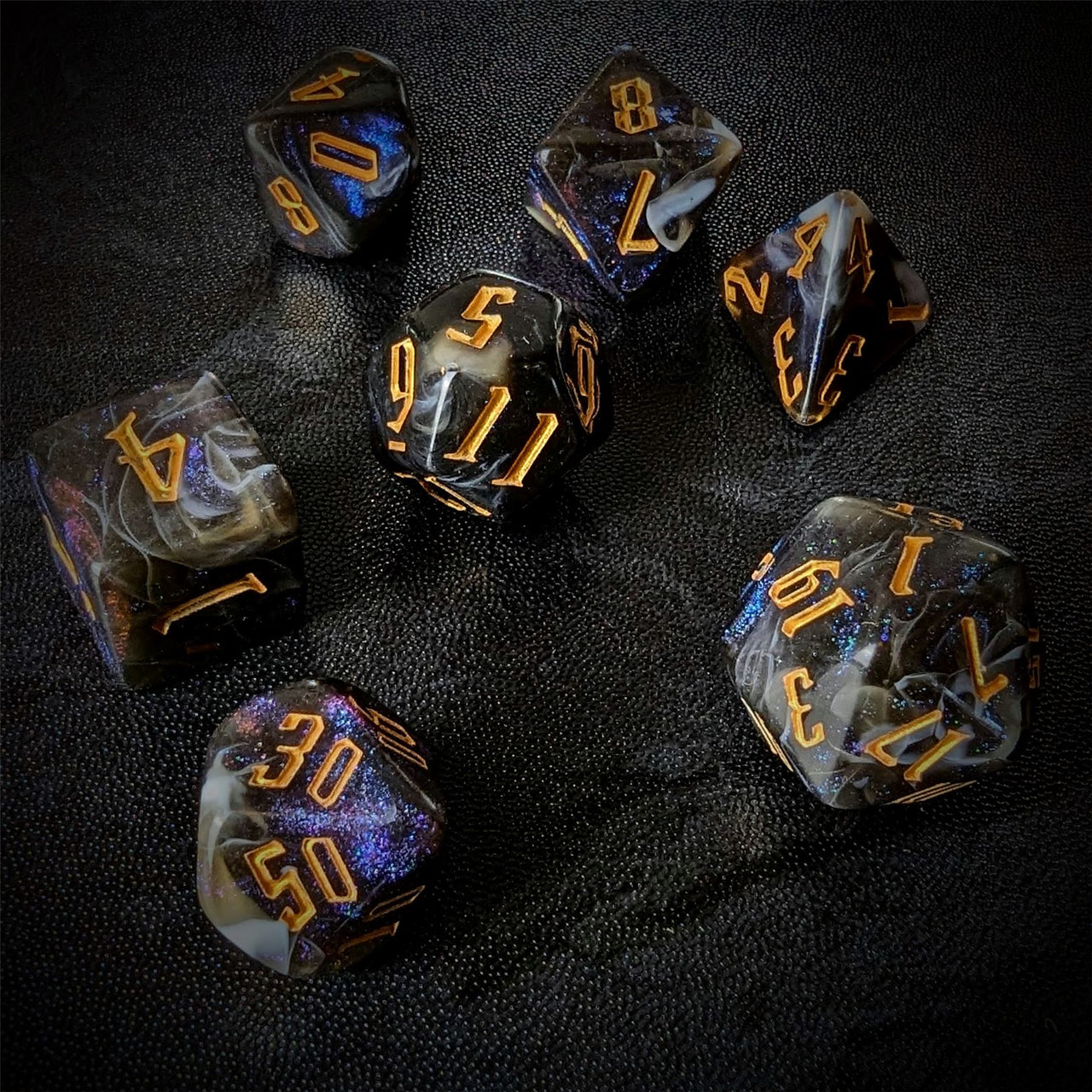 Glitter in White & Black Acrylic - 7pcs RPG Full Dice Set