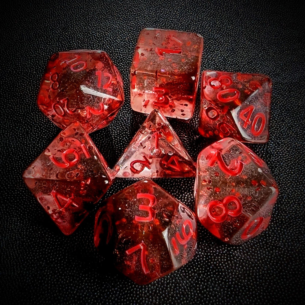 Glitter in Clear Red Acrylic - 7pcs RPG Full Dice Set Top