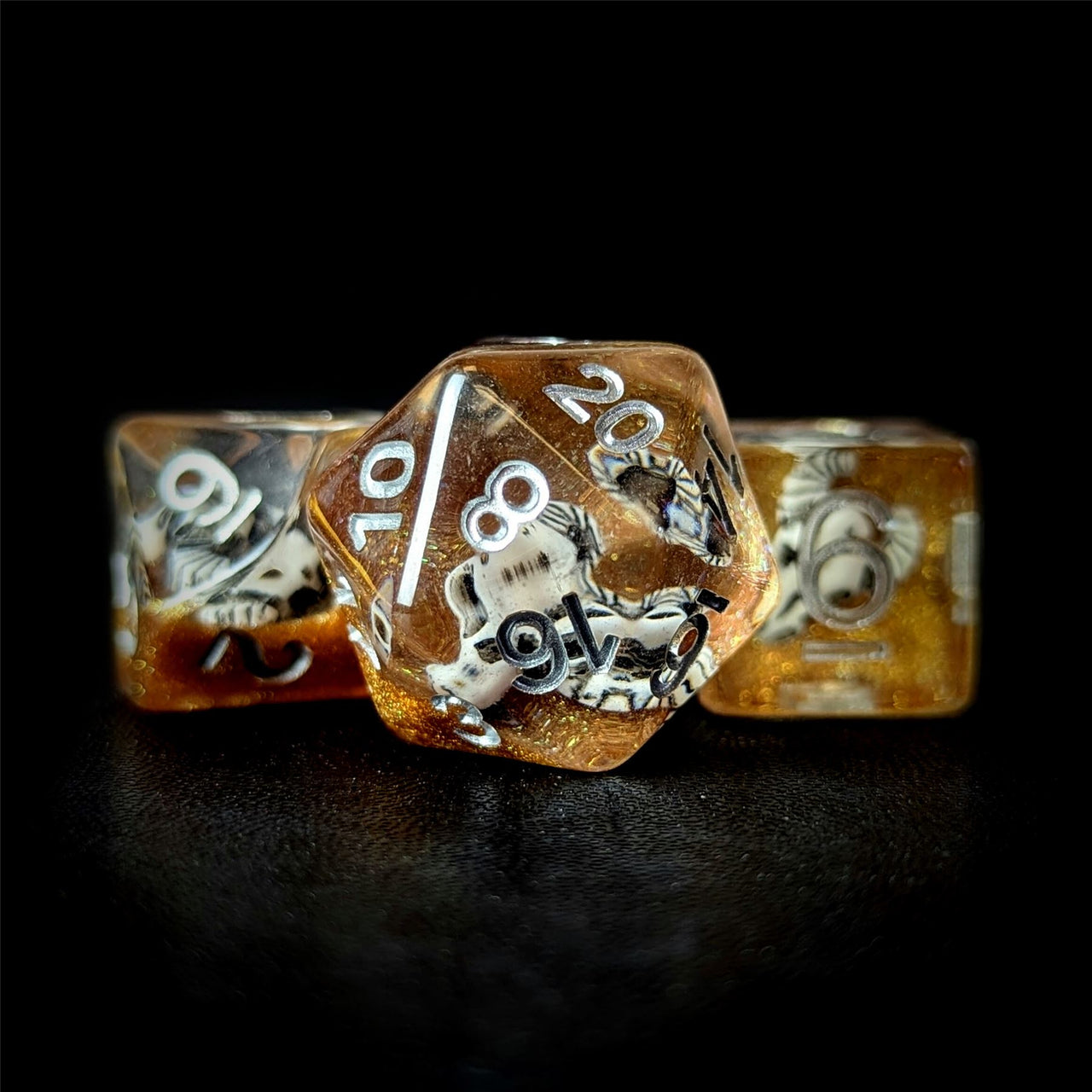 Bull Head in Clear Resin - 7pcs RPG Full Dice Set