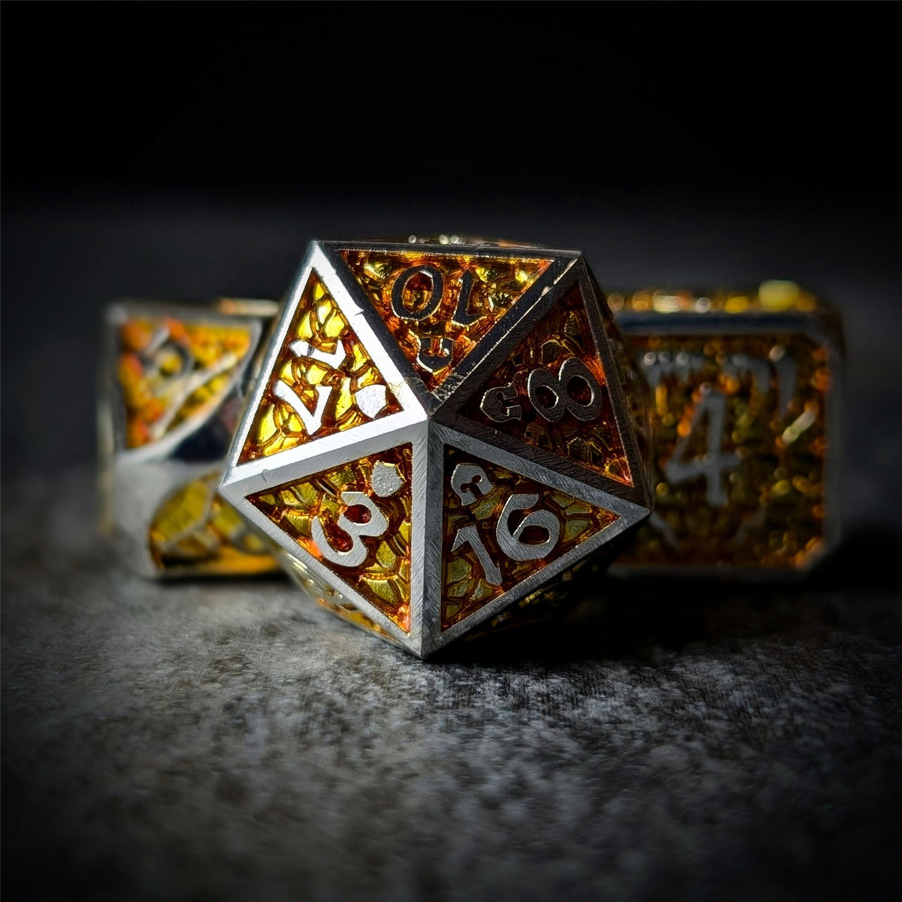 Gold Monster in Silver Metal - 7pcs RPG Dice Set