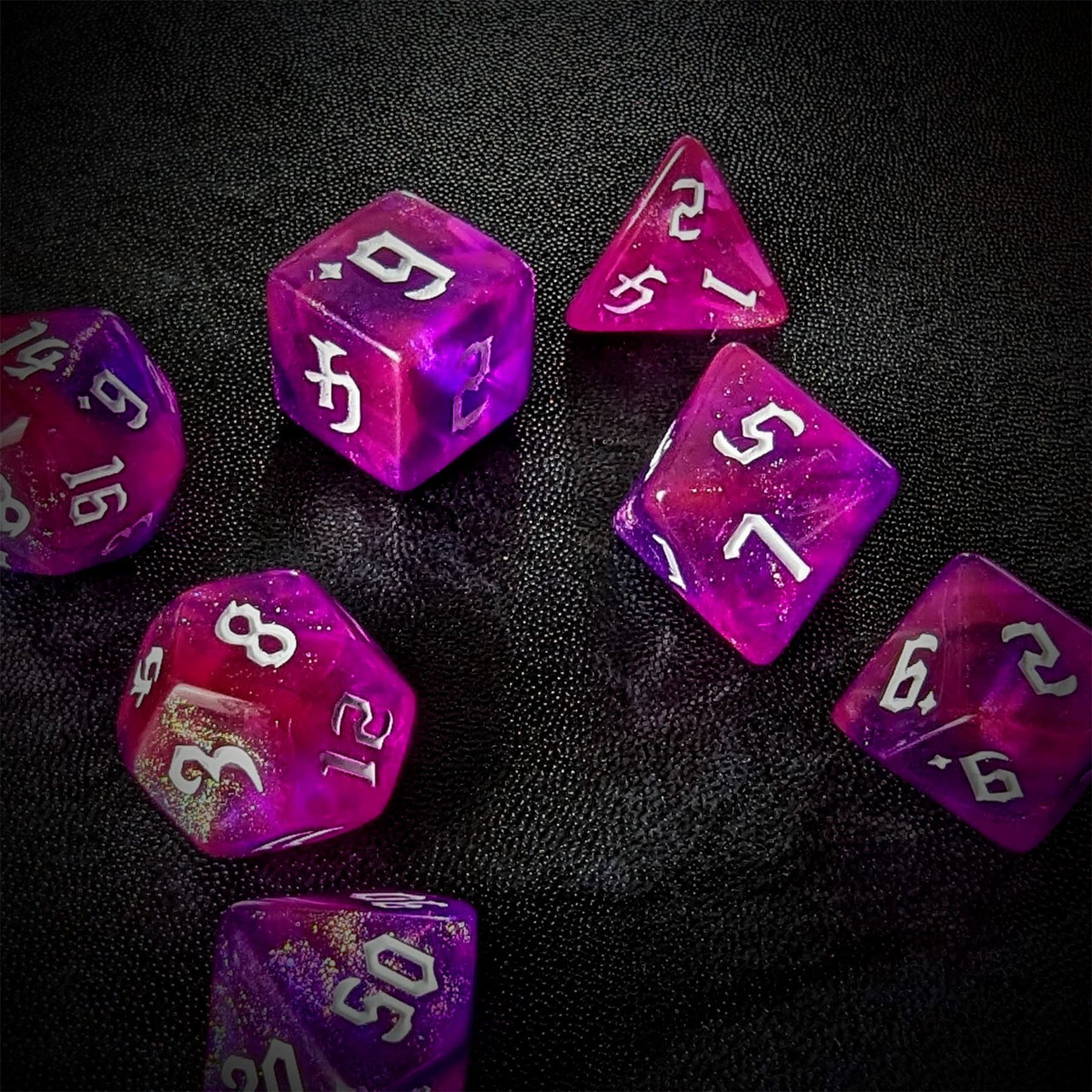 Glitter in Pink & Purple Acrylic - 7pcs RPG Full Dice Set Scatter