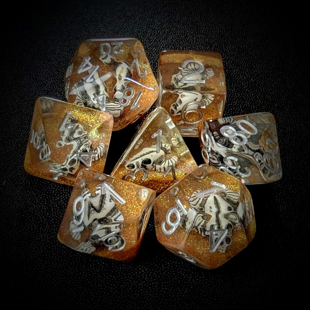 Bull Head in Clear Resin - 7pcs RPG Full Dice Set