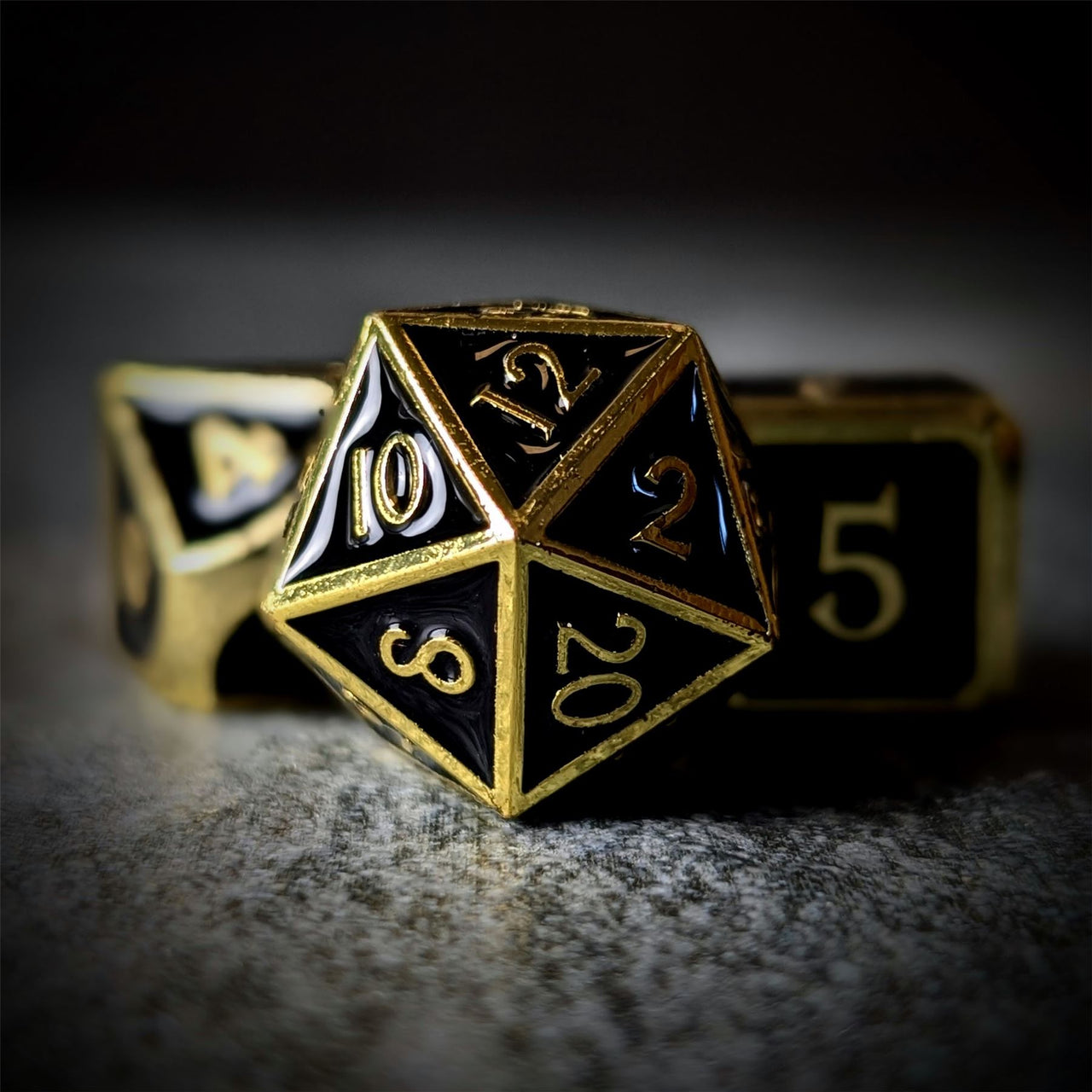 Black in Gold Metal - 7pcs RPG Dice Set