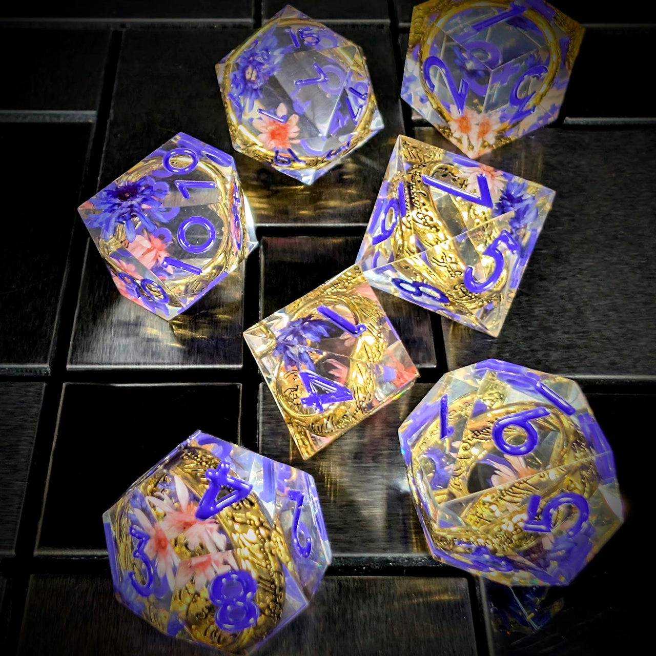 7pcs Dice Sharp Filled Gold Ring Flowers Purple Font Purple Clear
