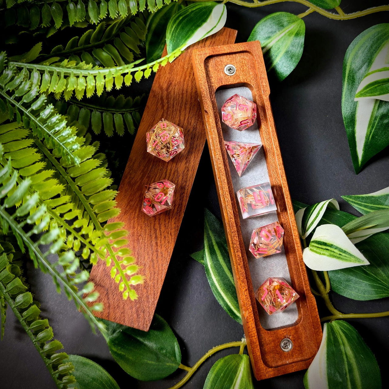 Gold Flower in Clear Filled Sharp Resin - 7pcs RPG Dice Set