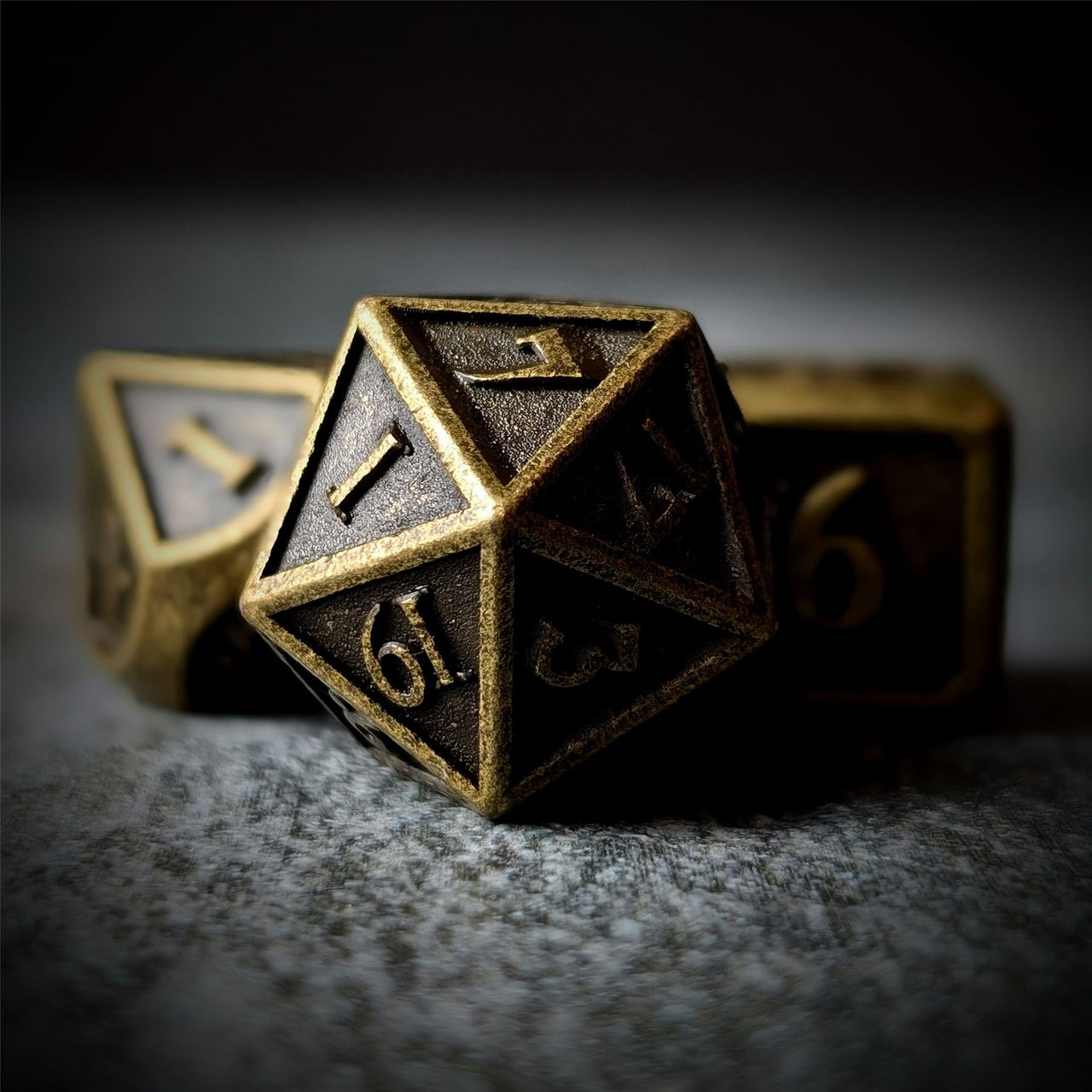 Brushed Worn Bronze Metal - 7pcs RPG Dice Set