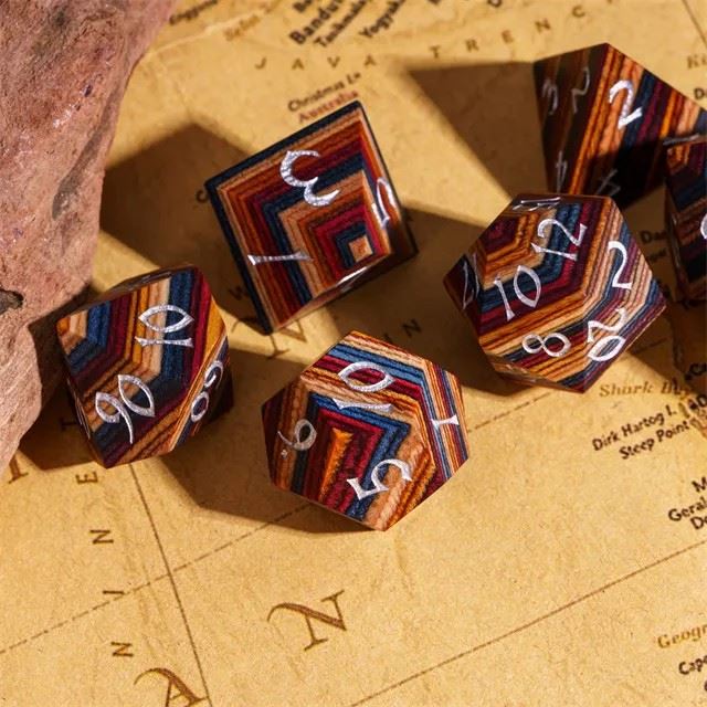 Layered Rainbow Wood - 7pcs RPG Dice Set