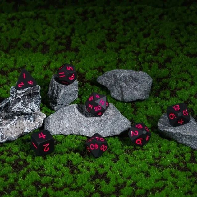 Red on Solid Black Silicone - 7pcs RPG Full Dice Set