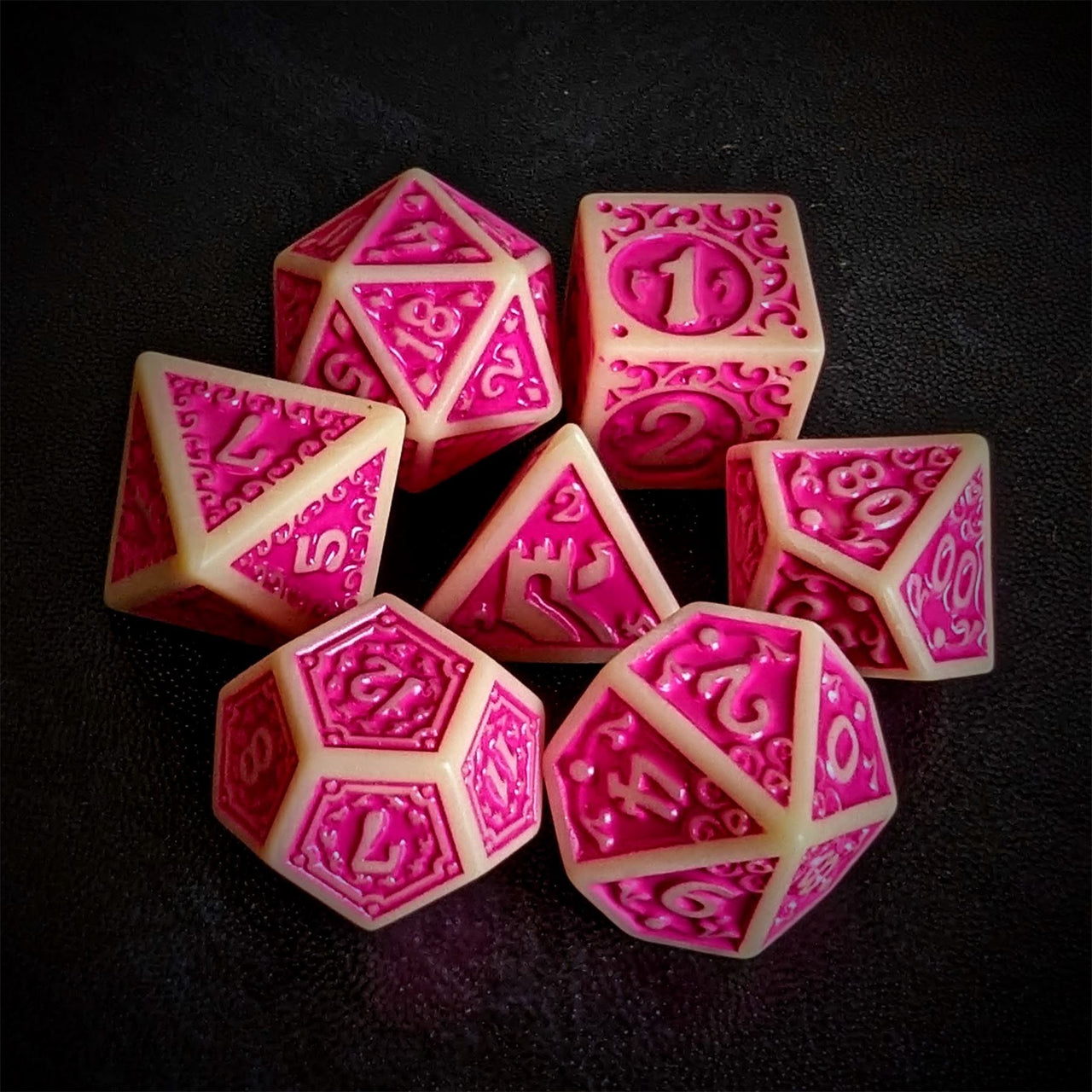 Pink Vines on White Acrylic - 7pcs RPG Full Dice Set