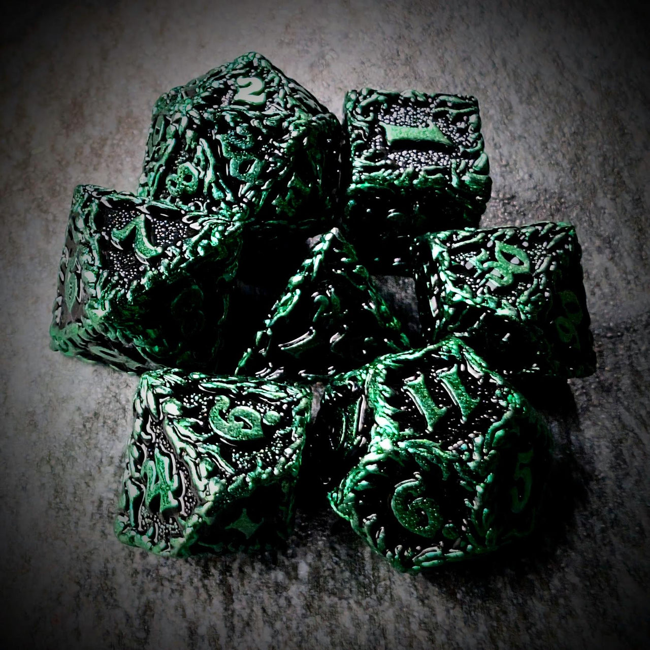 7pcs Dice Metal Druid Vine Green Font Black