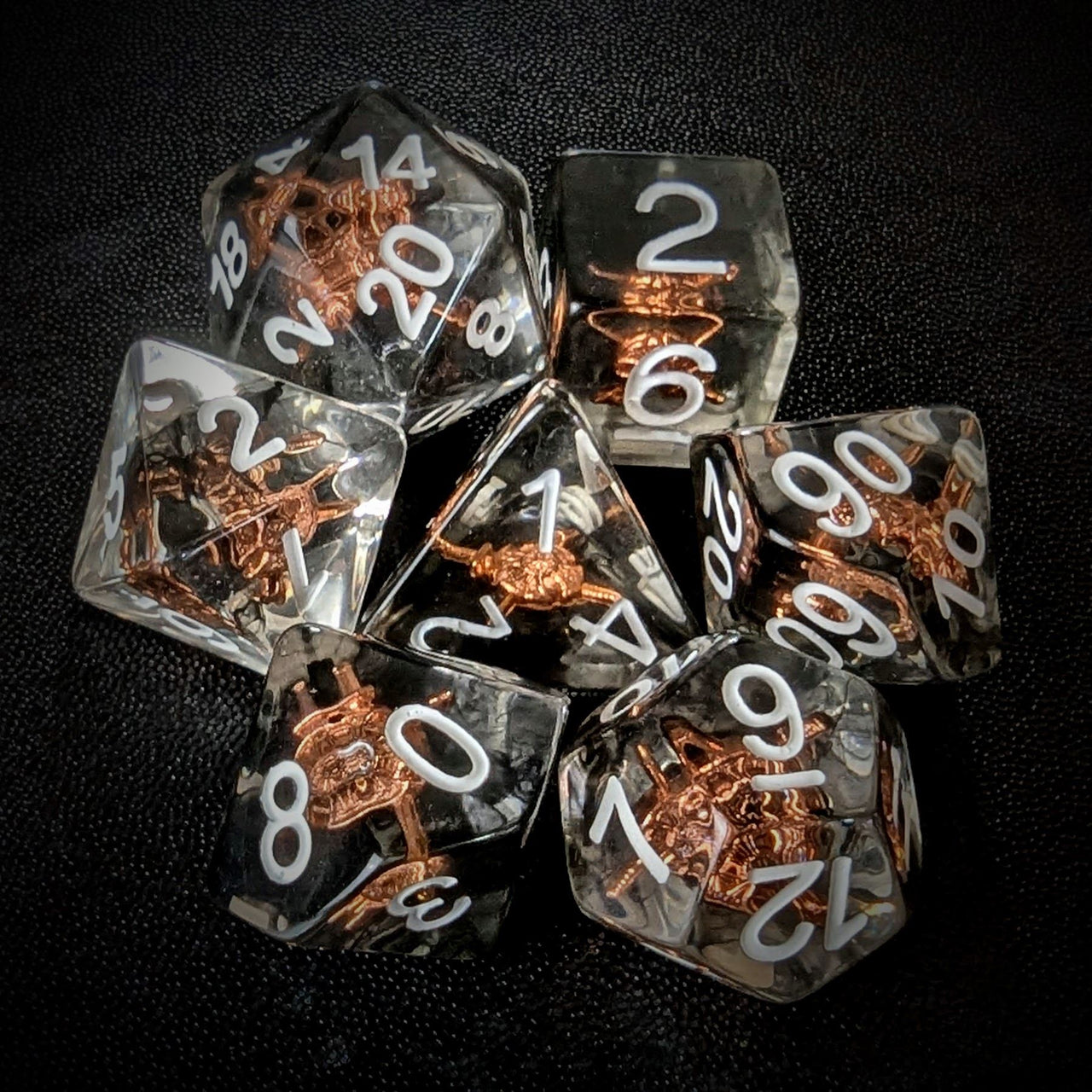 Shield in Clear & Black Resin - 7pcs RPG Full Dice Set