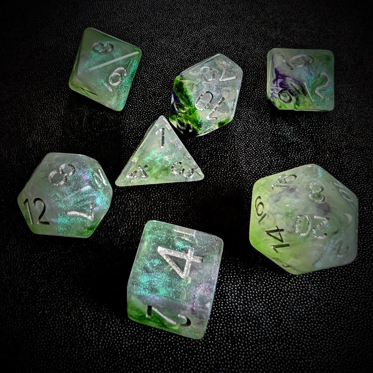 Glitter in White & Purple with Green Resin - 7pcs RPG Full Dice Set