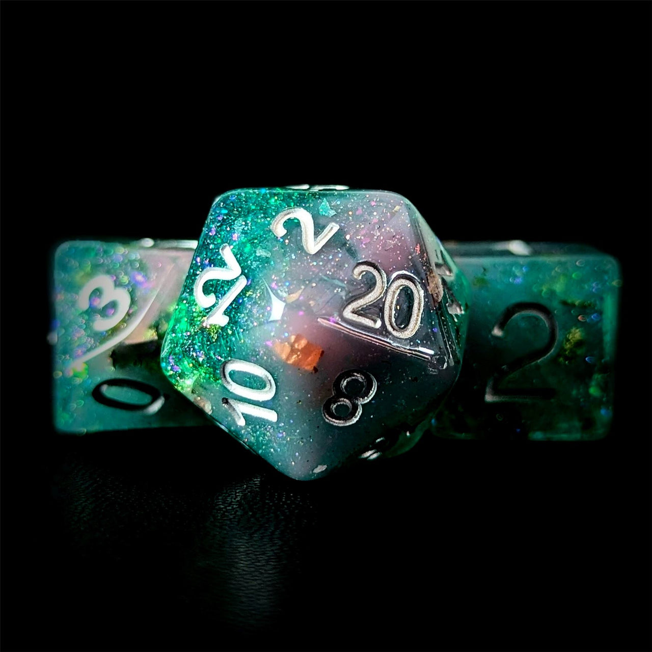 Glitter in Pink & Cyan Resin - 7pcs RPG Full Dice Set