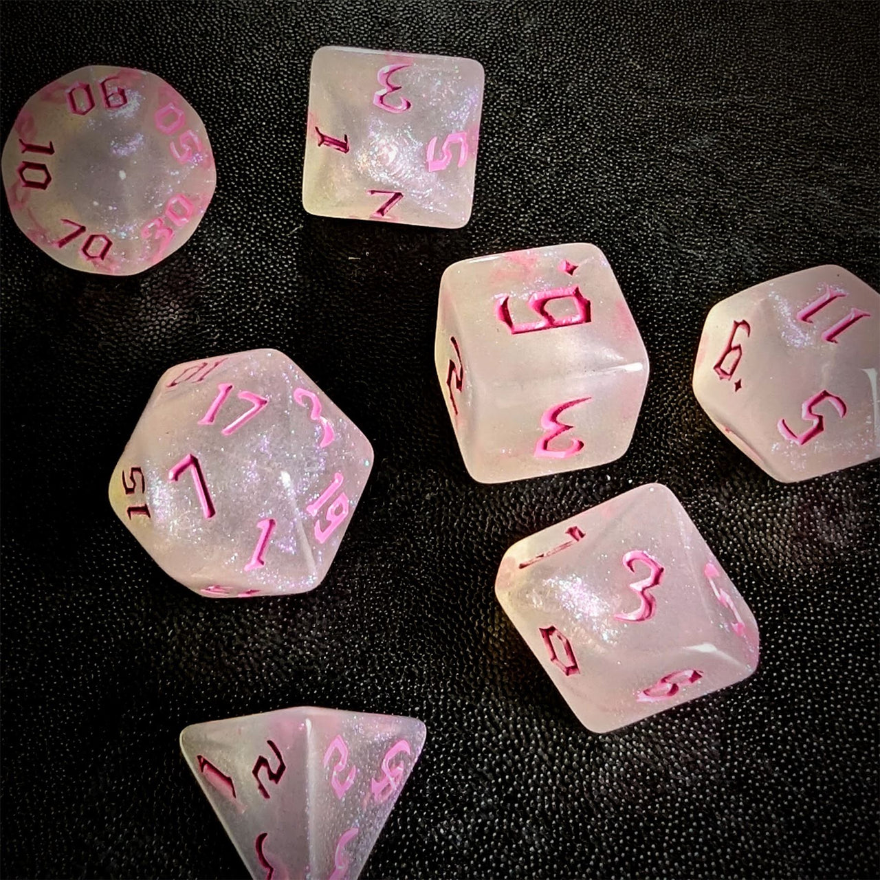 Glitter in White Acrylic with Pink Font - 7pcs RPG Full Dice Set Scatter