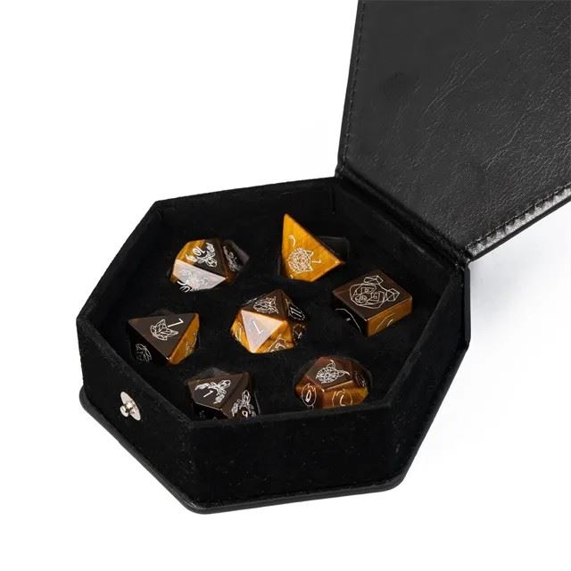 Beasts on Tigers Eye Gemstone - 7pcs RPG Dice Set