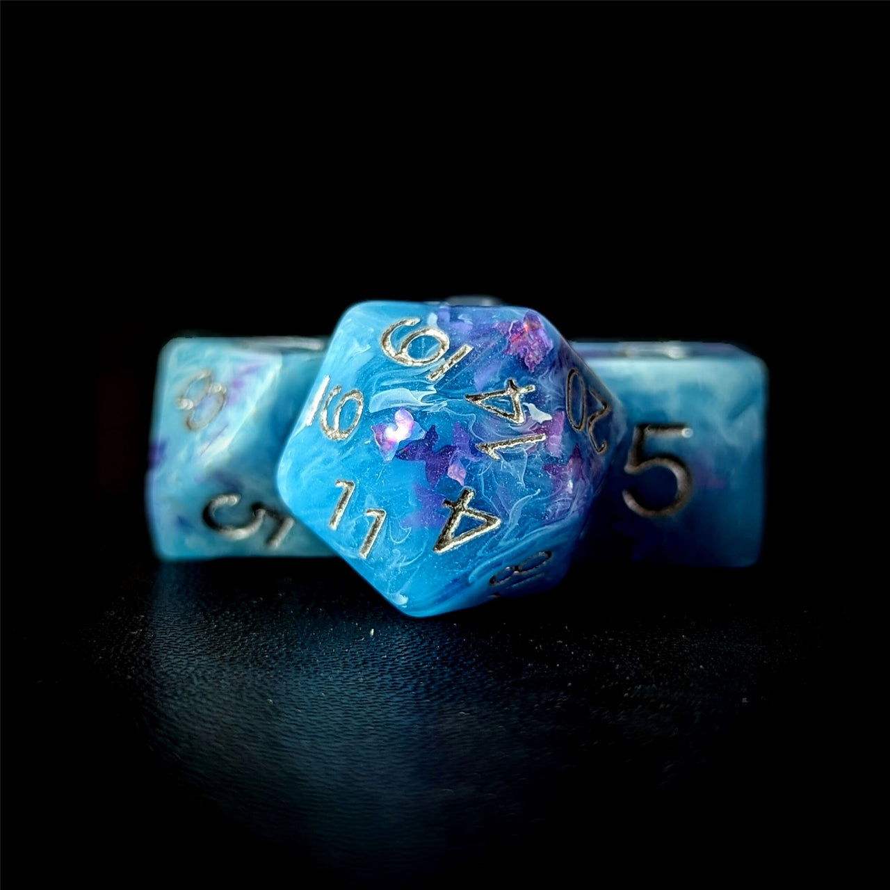 Butterfly in Blue Resin - 7pcs RPG Full Dice Set