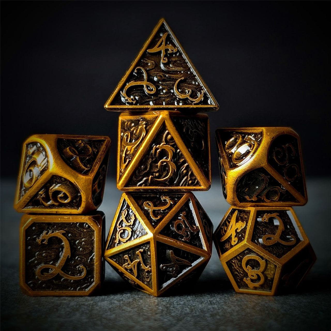 Gold Metal with Dragon Font - 7pcs RPG Dice Set