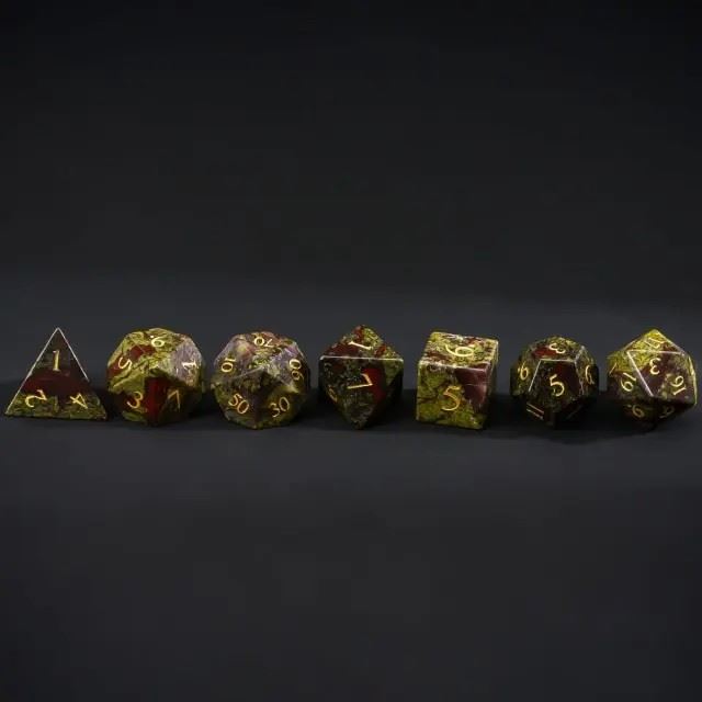 Read and Green Tainshan Sapphire Gemstone - 7pcs RPG Dice Set