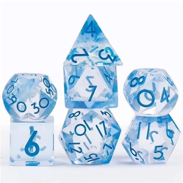 Flower in White Filled Sharp Resin - 7pcs RPG Dice Set