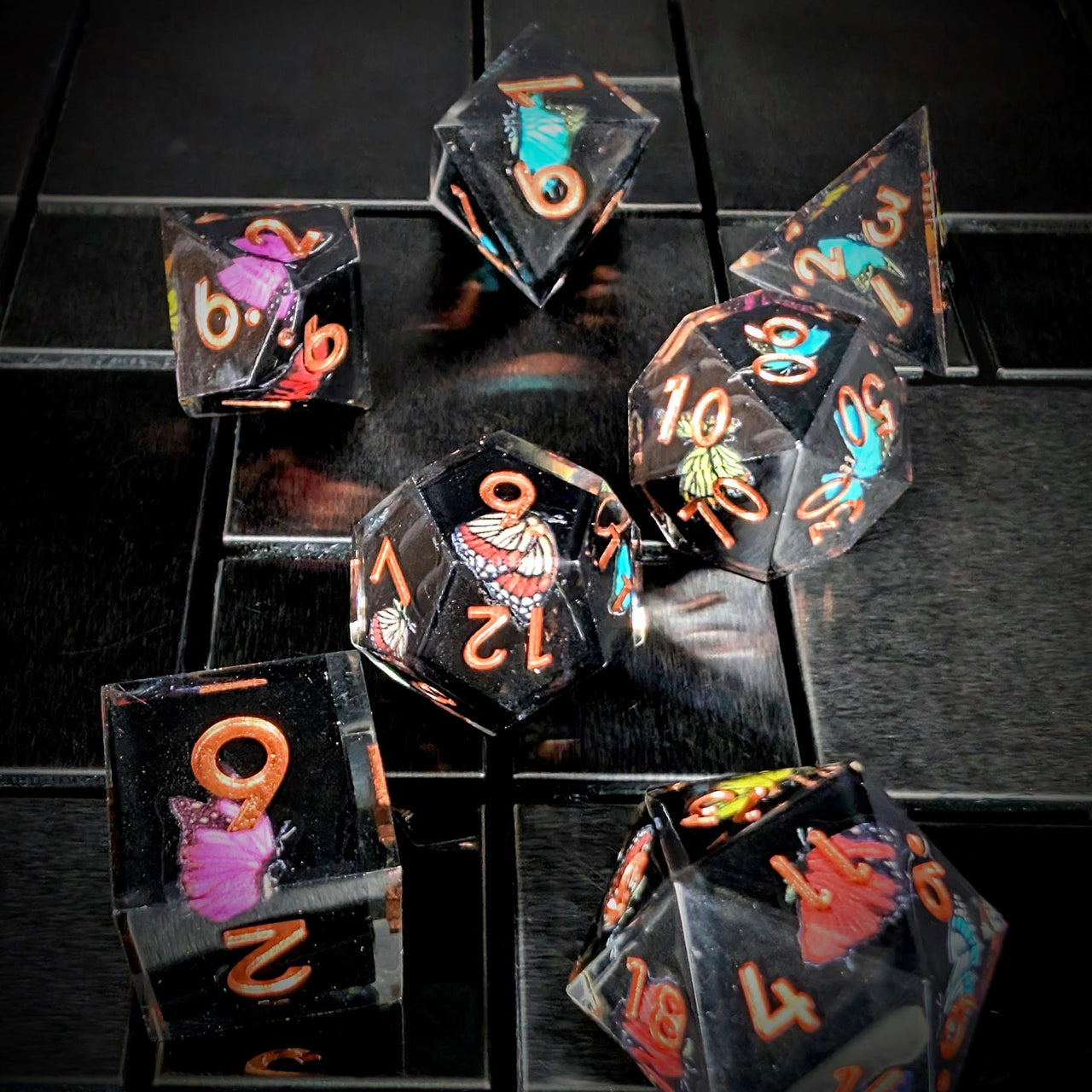 7pcs Dice Sharp Filled Butterfly Copper Font Black