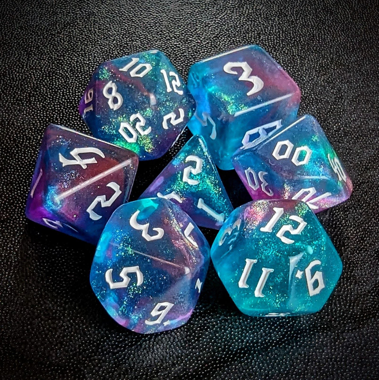 Glitter in Blue & Pink Acrylic - 7pcs RPG Full Dice Set Top