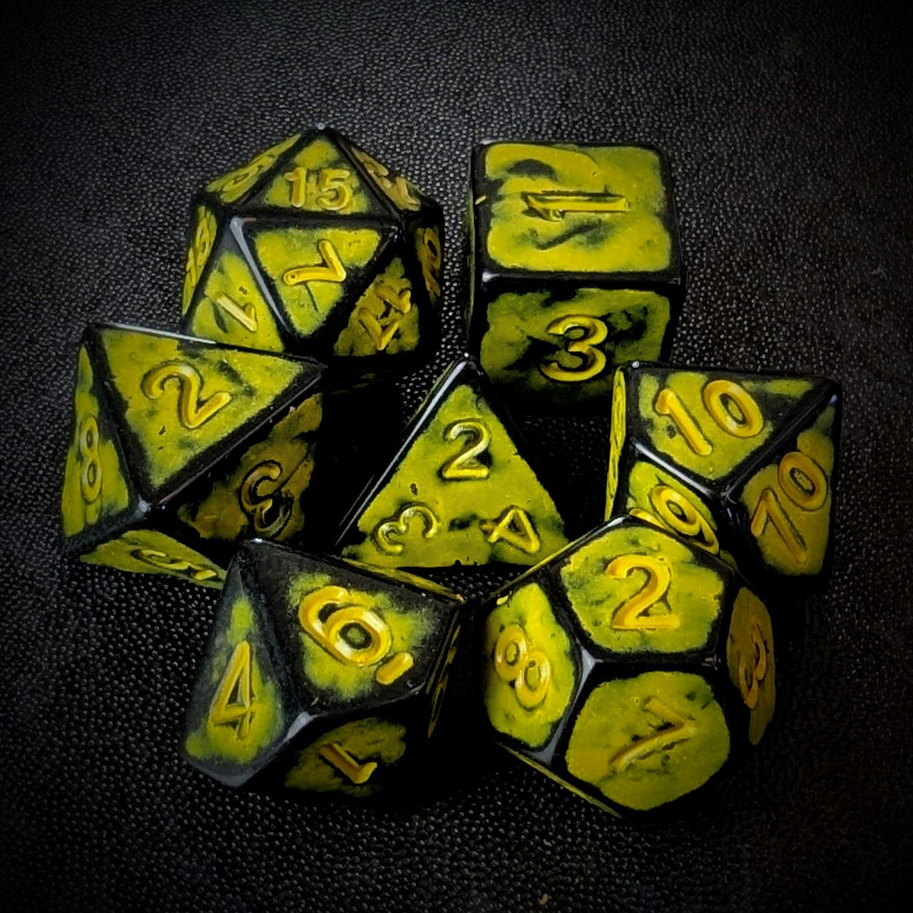 Washed Yellow on Black Acrylic - 7pcs RPG Full Dice Set Top