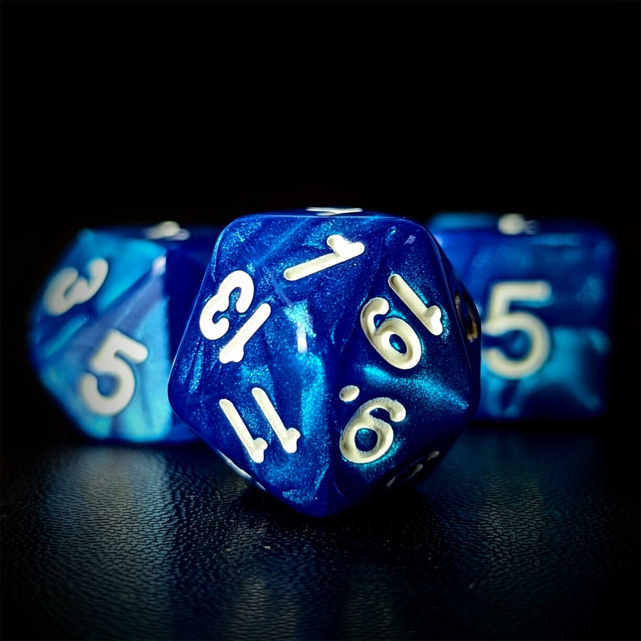 Glitter in Blue Acrylic - 7pcs RPG Full Dice Set Close