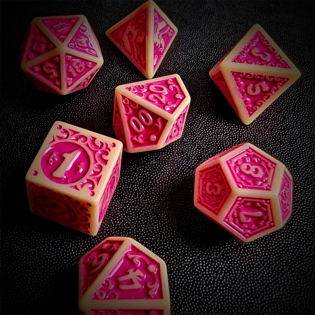 Pink Vines on White Acrylic - 7pcs RPG Full Dice Set Scatter