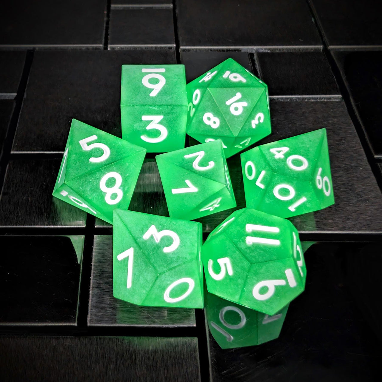 7pcs Dice Sharp Frosted Green