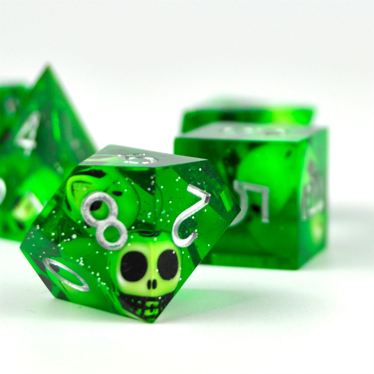 Skull in Green Filled Sharp Resin - 7pcs RPG Dice Set