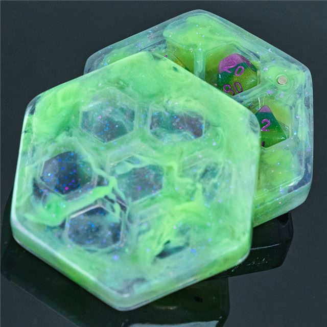 Green Gliiter on Resin with 7 Slots - Dice Storage