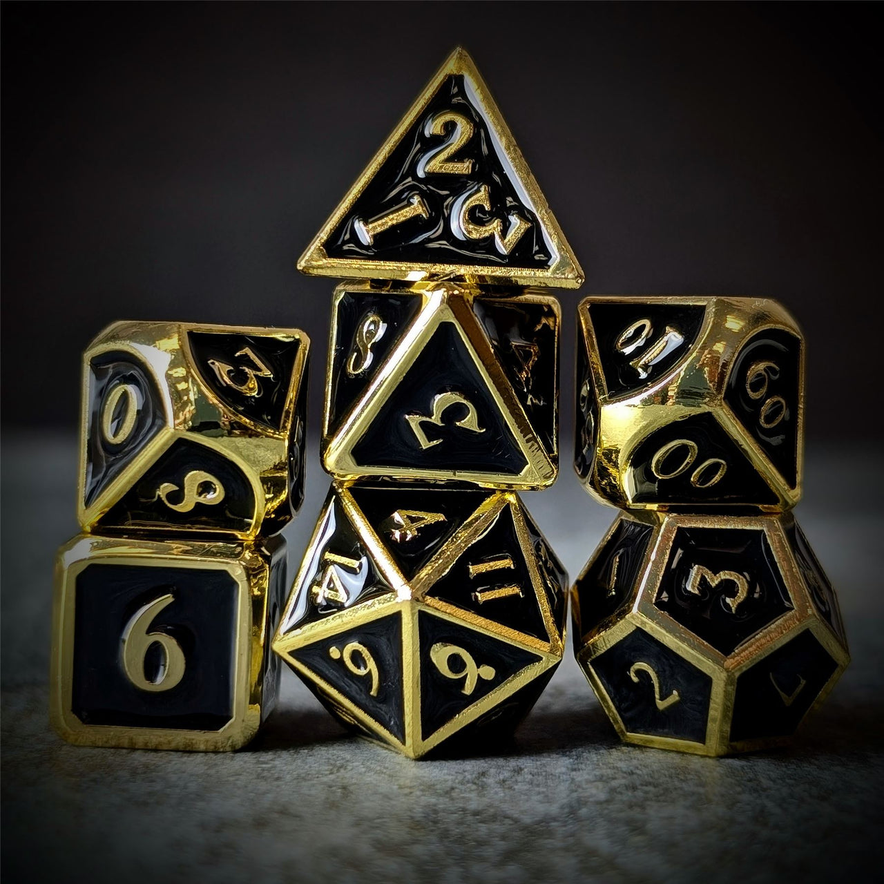 Black in Gold Metal - 7pcs RPG Dice Set