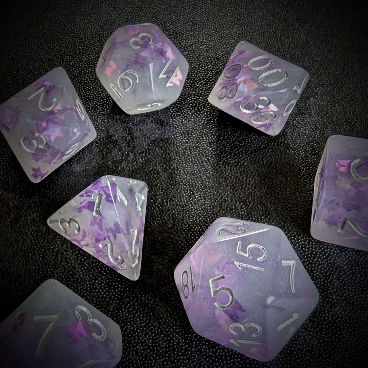 Butterfly in Purple Resin - 7pcs RPG Full Dice Set